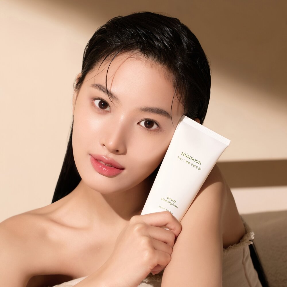 2. mixsoon - Centella Cleansing Foam